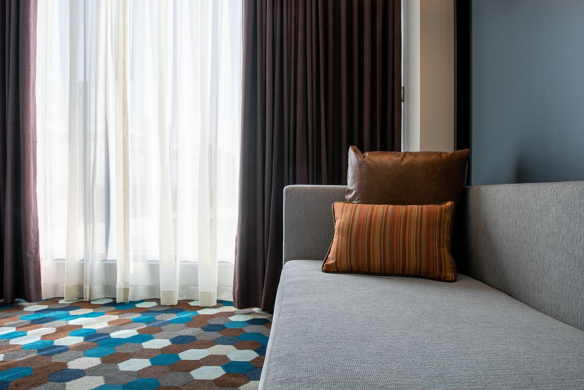 Doubletree By Hilton Celaya Celaya  Bagian luar foto